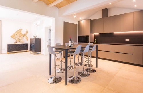 Santa Margalida Villa | Country House Can Maties with Garden, Pool & Wi-Fi