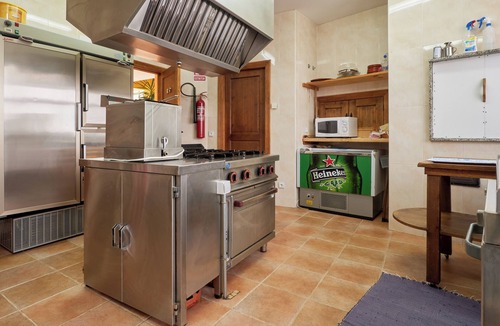 Santa Cruz de Montes House | Country House 'C T R Montealegre' with Mountain View, Private Garden and Wi-Fi