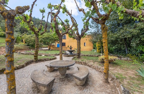 Dosrius Villa | Country House 'Can Marc' with Mountain View, Private Pool and Wi-Fi