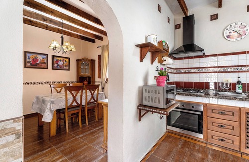 Chimiche Villa | Country House 'Casa Elvira' with Private Pool, Private Terrace and Wi-Fi