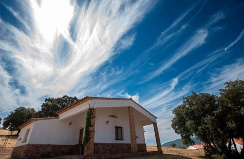 Aldeaquemada House | Country House 'Casa Los Órganos' with Mountain View, Shared Pool and Air Conditioning