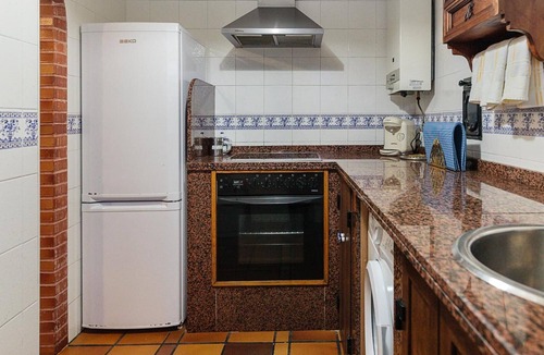 Cabranes House | Country House 'Casa Rosaura' with Mountain View, Private Terrace and Wi-Fi