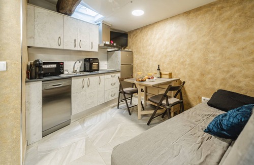 Penafiel House | Country House 'Casita La Glorieta' with Mountain View, Private Garden and Wi-Fi