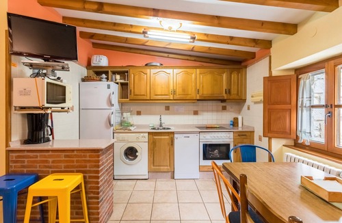 Cillorigo de Liebana House | Country House 'El Agero' with Mountain Views, Private Terrace and Wi-Fi