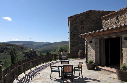 Villar del Rio House | Country House 'El Ventorro' with Mountain View and Shared Terrace