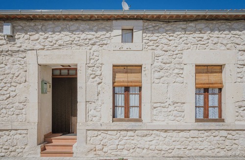Frumales House | Country House 'Hoyal' with Private Garden and Wi-Fi