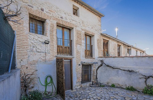 Mozoncillo House | Country House 'La Casería 2' with Private Garden and Wi-Fi
