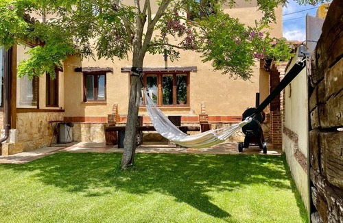 Saldana House | Country House 'La Manzana' with Mountain View, Wi-Fi and Air Conditioning
