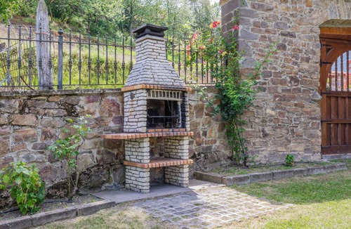 Perrozo House | Country House 'La Torre De Perrozo' with Mountain View, Private Garden and Balcony