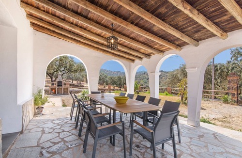 La Nava House | Country House 'Las Cabrillas La Nava' with Mountain View, Private Pool and Air Conditioning