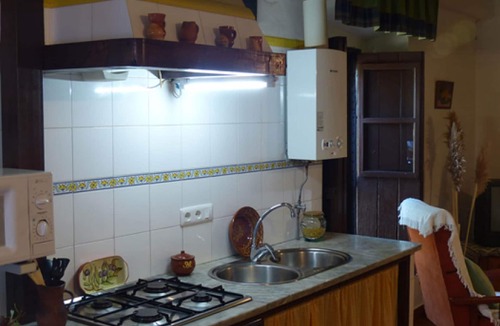 Fuenteheridos House | Country House 'Los Cascos' with Mountain View, Shared Pool and Air Conditioning