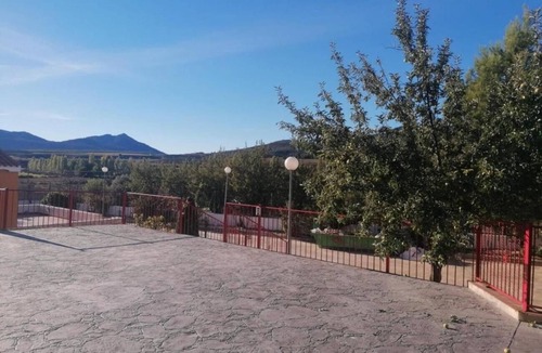 Mazuza Villa | Country House 'Los Ferreles 7 Dormitorios' with Mountain View, Shared Pool and Wi-Fi