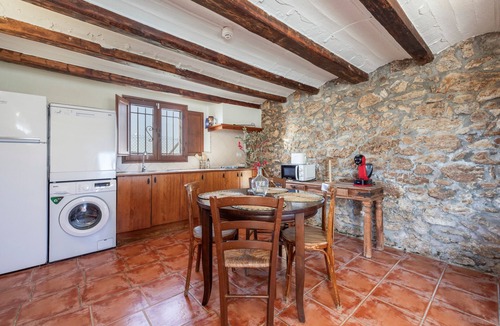 Deltebre House | Country House 'Marisma' with Shared Pool, Wi-Fi and Air Conditioning