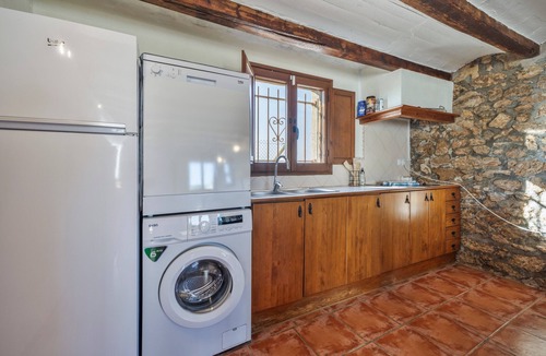 Deltebre House | Country House 'Marisma' with Shared Pool, Wi-Fi and Air Conditioning