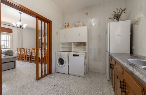 L'Aldea House | Country House 'Masía Punta L'abat' with Mountain Views, Private Pool and Terrace