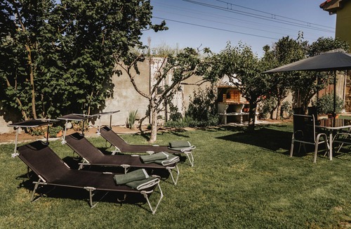 Matamorosa House | Country House 'Real 110mas2' with Mountain View, Private Garden and Wi-Fi