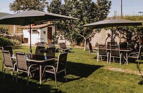Matamorosa House | Country House 'Real 110mas2' with Mountain View, Private Garden and Wi-Fi
