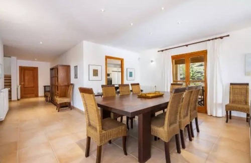 Felanitx Villa | Country House 'Son Aladern' with Mountain View, Wi-Fi and Air Conditioning