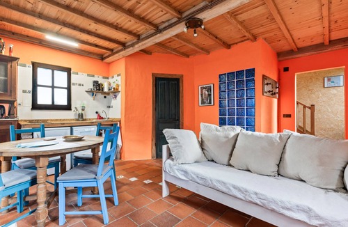Villaviciosa House | Country House 'Suite Alfar' with Private Terrace, Private Garden and Wi-Fi