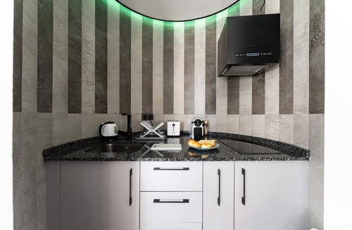 Torremolinos City Centre Apartment | Coxy Apartment in Almaria near centre