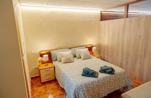 Bailen-Miraflores Apartment | Cozi Camelia by Accommodation
