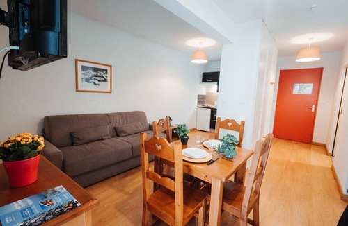 Ax-les-Thermes Apartment | Cozy 2-bedroom air-conditioned apartment