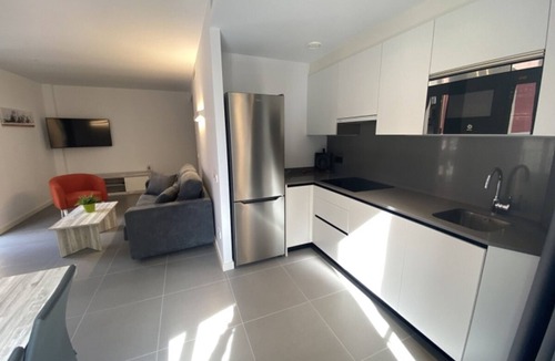 Castello d'Empuries Apartment | Cozy apartment with air conditioning and Wi-Fi in Castelló d'Empúries