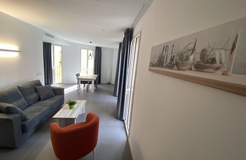 Castello d'Empuries Apartment | Cozy apartment with air conditioning and Wi-Fi in Castelló d'Empúries