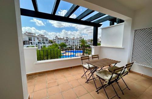 Roldan Apartment | Cozy apartment at La Torre Golf Resort - AE2221LT