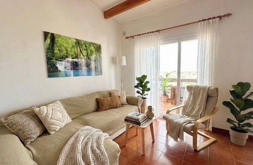 Arenal d'en Castell Apartment | Cozy apartment in Costa Arenal with sea views