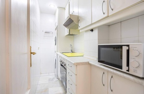 Palacio Apartment | Cozy Apartment in La Latina Perfect for Work or Study