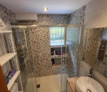 Puente de Vallecas Apartment | Cozy Apartment near City Center
