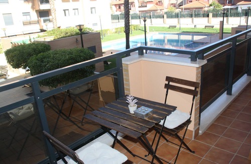 Angustias - Chana - Encina Condo | Cozy, central AA, wifi, pool, parking