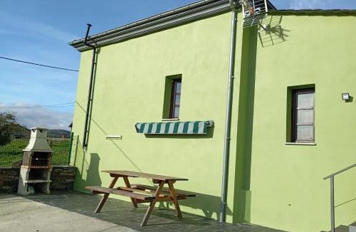 Grandas de Salime House | Cozy house in Grandas de Salime with mountain view