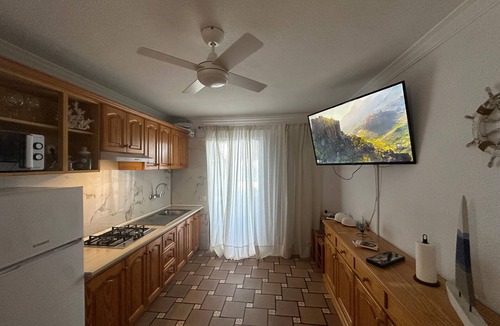 Juan Fernandez Apartment | Cozy Seaside Apartment with Private Terrace and Wi-Fi