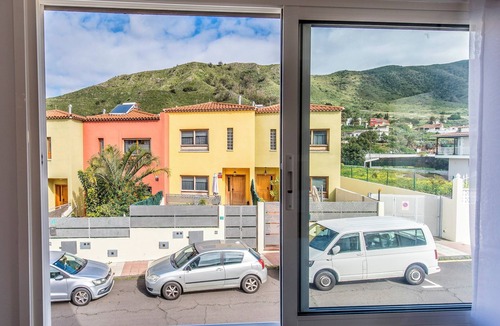Tegueste Apartment | Cozy Studio with Mountain Views in Tegueste