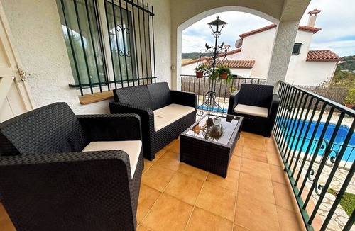 Calonge Villa | Cozy villa with pool and large garden. offer 01/06-08/06/19
