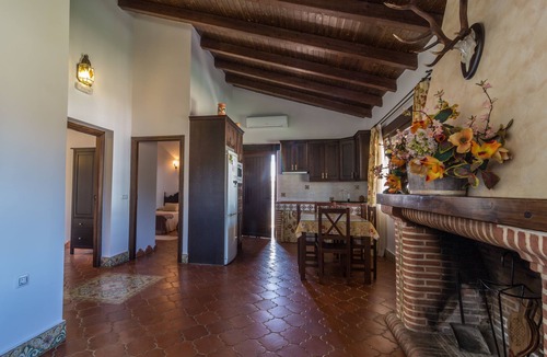 Fuenlabrada de los Montes Cottage | CR El Portezuelo Boutique Experience
