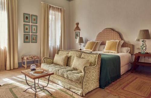 Mahon Hotel | Cristine Bedfor Mahon Boutique Hotel