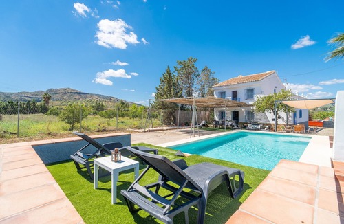 Alora Cottage | Cubo's Lorente Rural House/Private pool/BBQ/Terrace/Free Wi-Fi