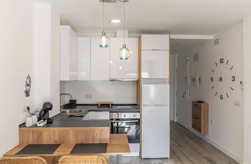 Torremolinos Apartment | Cubo's San Francisco Town Center Apartment/urban/terrace/air conditioning/free wifi