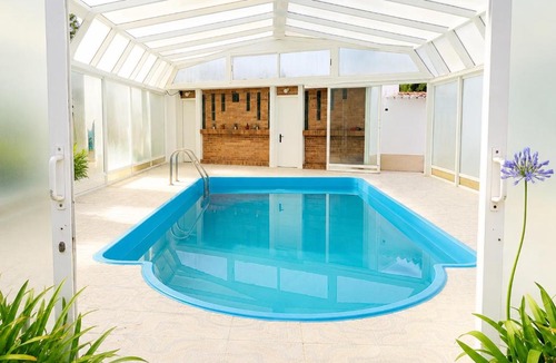 Sada House | Cumbre- chalet con piscina cubierta y vistas al mar en Sada