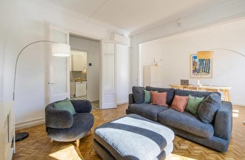 Eixample Apartment | Cycle haven apt in Girona center