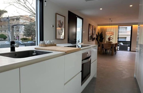 Muro Ski Chalet | Deluxe modern house right by the sea - Ocean43