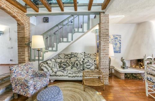 Cadaques House | Designer House With Panoramic views