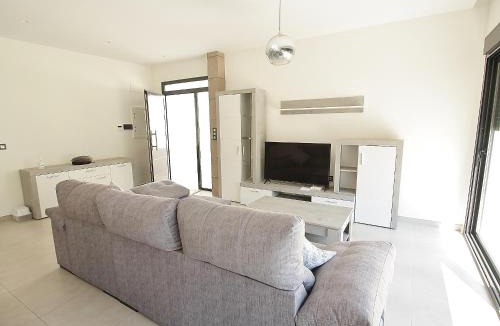 La Siesta Villa | Designer Villa with pool