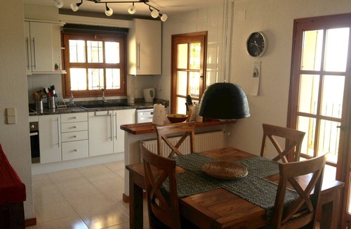Calonge Villa | Detached Villa Sienna with mountain and sea views, garden, private pool + WiFi