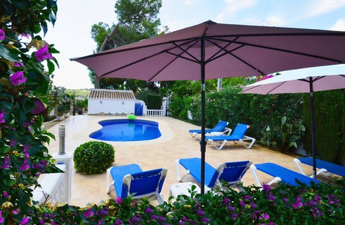 Moravit Villa | Detached Villa with Private Pool and Garden