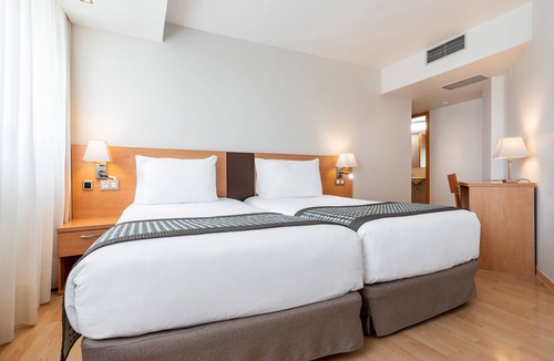 Lugo Hotel | Dorma Puerta de San Pedro