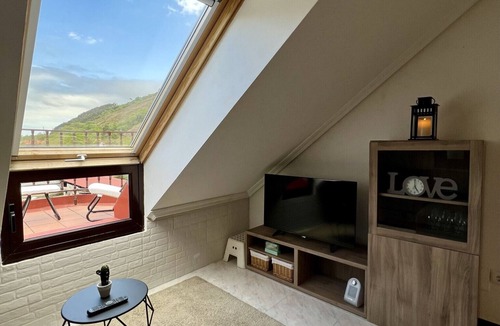 Unquera Apartment | Dream Penthouse: Sea & Mountain Views